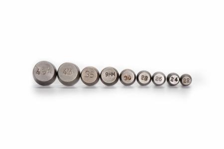 Kit de 9 pilotes LYMAN pour raccourcisseur de douille (Case Trimmer Pilot)