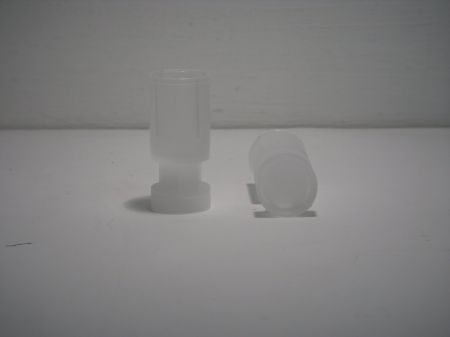 100 bourres jupes en plastique cal. 16
