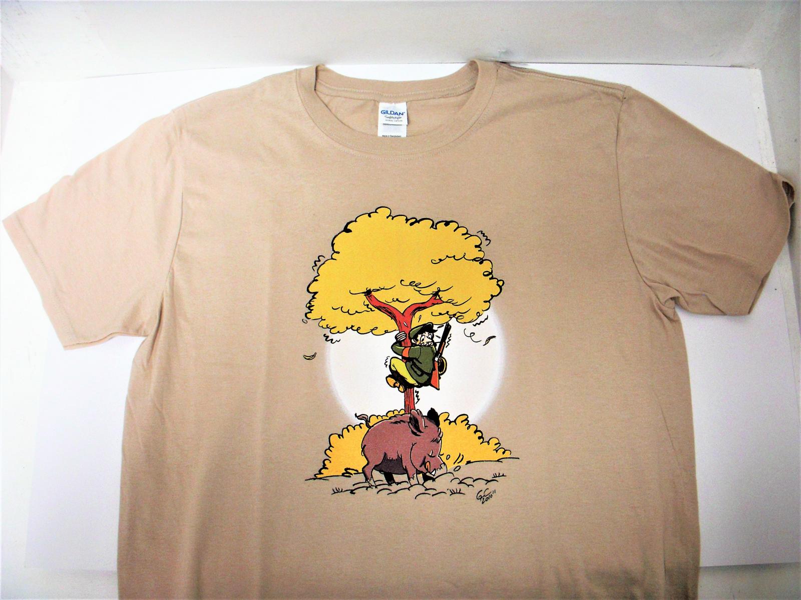 Tee Shirt humoristique  chasseur dans l'arbre LOVERGREEN 